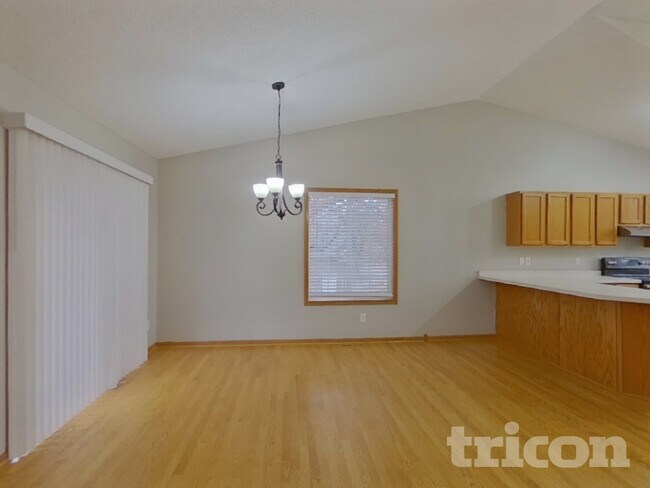 Photo - 5535 Highland Trail