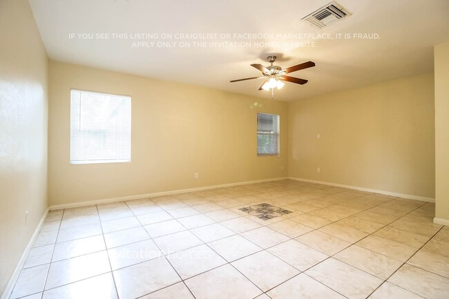 Photo - 1546 Peruvian Ln