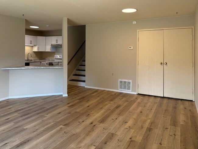 9028 N Park Plaza Ct Unit Park Plaza Condo