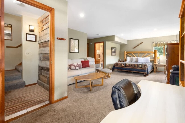 Photo - 103 Carroll Ln Unit ID1387667P