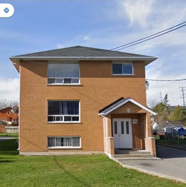 Building Photo - 104 Day St Unit 1