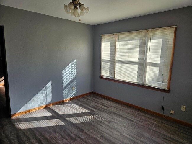 Photo - Single Family Rental Home - 3BR-1BA - New Haven MO 63068