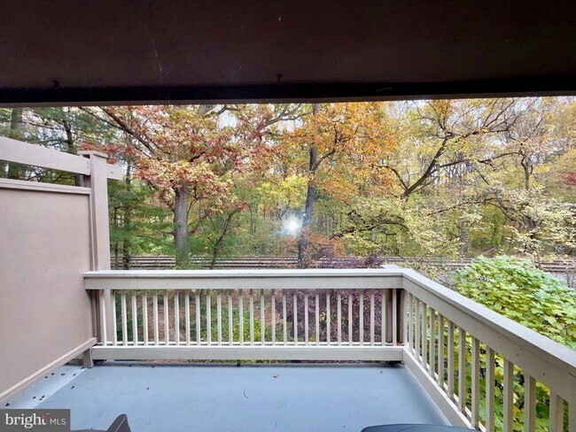 Photo - 5806 Royal Ridge Dr Unit R