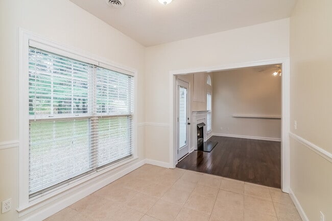 Photo - 1801 Devon Dr