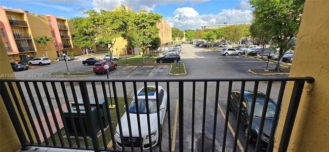 Photo - 4805 NW 7th St Unidad 20415