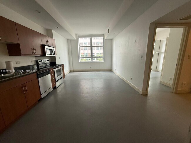 Photo - 111 E Flagler St Unidad 402