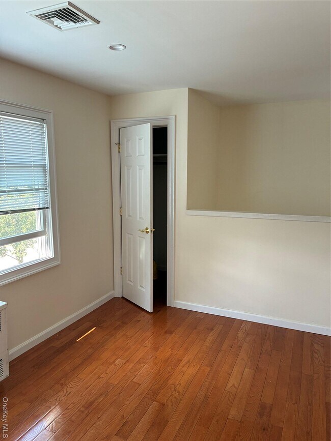 Photo - 44 Franklin St