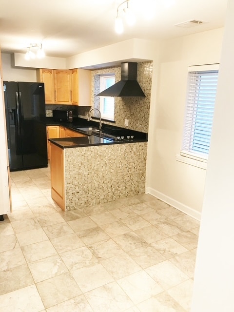 Photo - 1356 N Cleveland Ave Unit 2