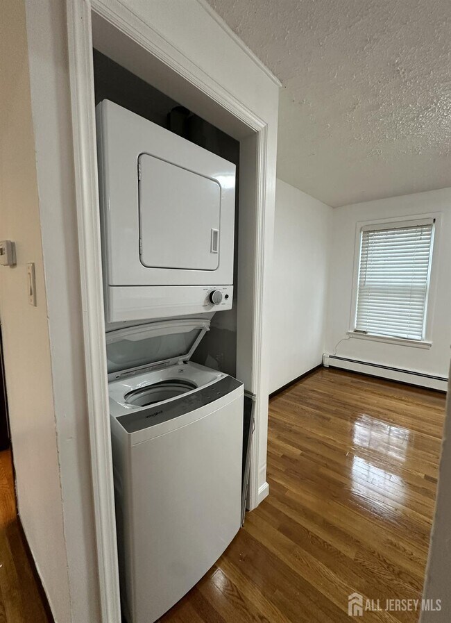 Photo - 150 Buckelew Ave Unit B