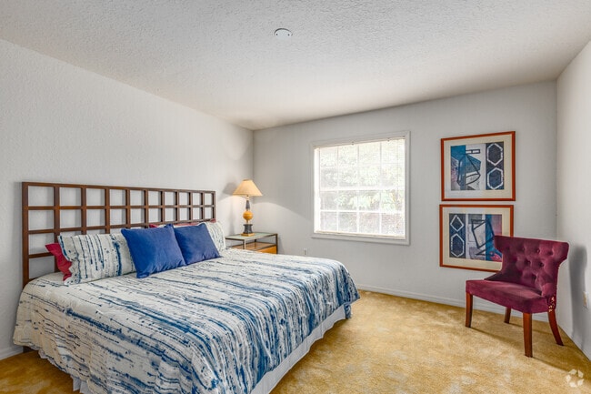 L-1A - 3 BR, 2.5 BA - 1,500SF