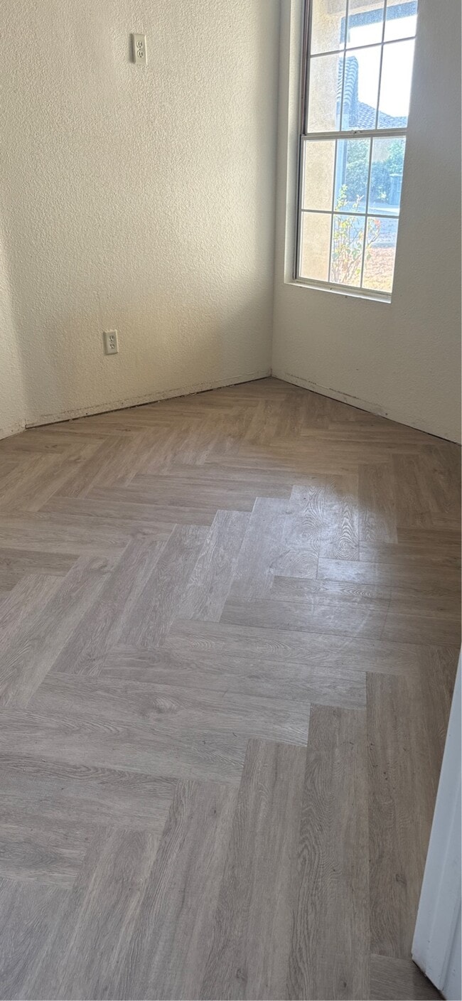 Photo - 7206 Ravenhill St