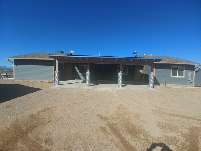 Building Photo - 354 W Hollamon St Unit D Rental