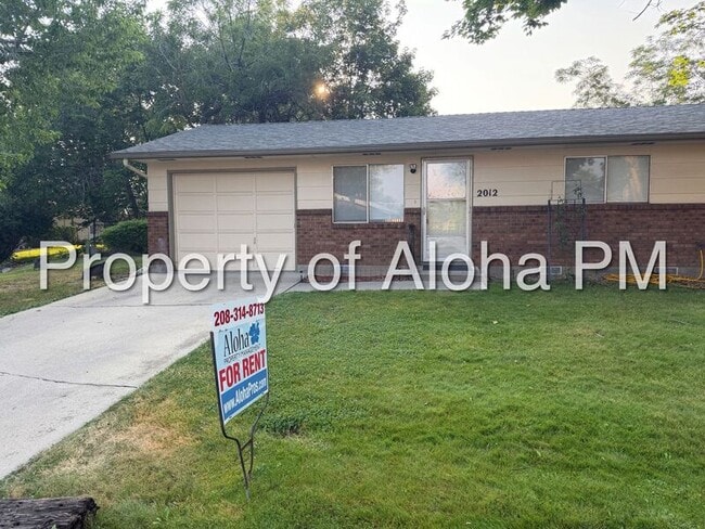 Photo - 2012 Hailey Ln
