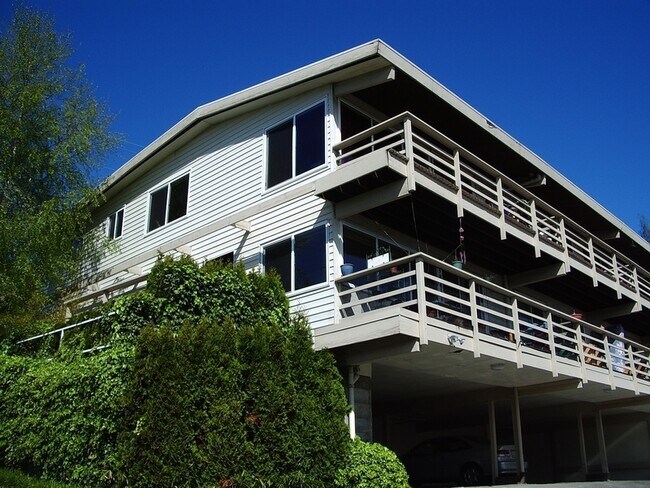 Photo - Taylor Highland