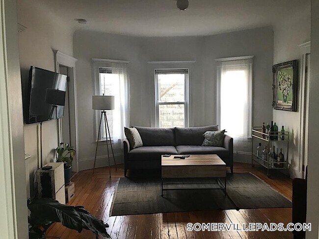 Photo - 50 Holyoke Rd Unidad 1