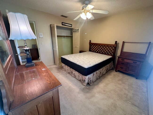 Photo - 4914 Acorn Dr