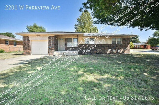 Building Photo - 2201 W Parkview Ave