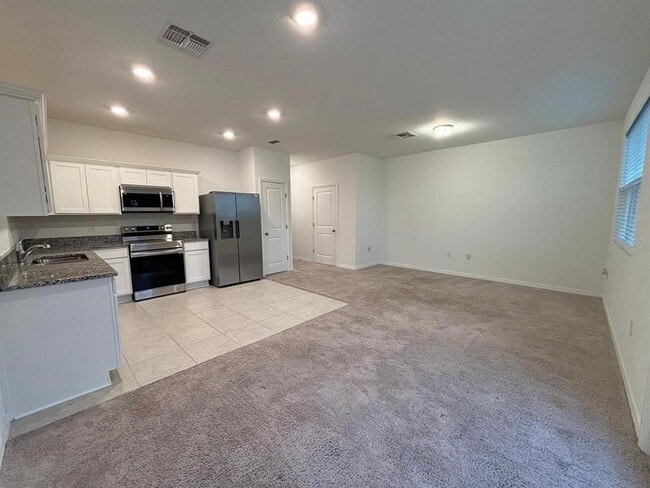 Photo - 177 Mandovi St