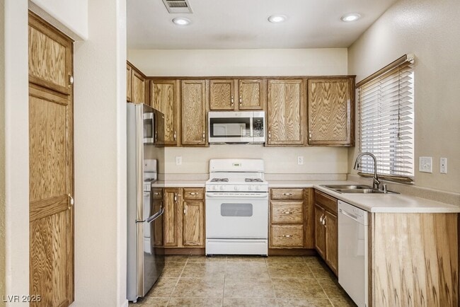 Photo - 10230 Lupine Meadow Dr