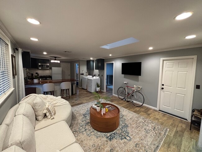 Photo - 455 Marshall Ave