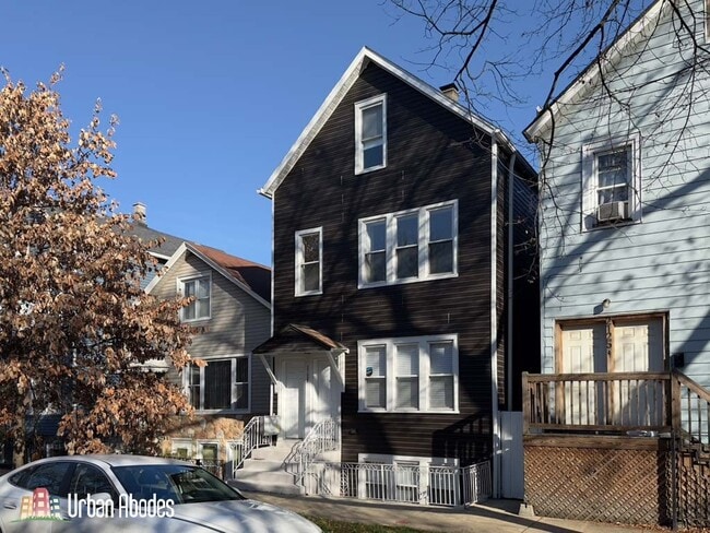 Building Photo - 2129 N Bingham St Unit J00W