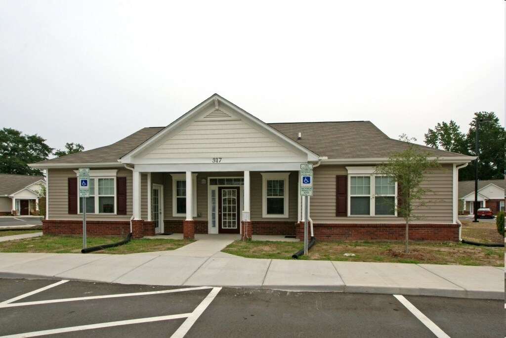 Randall Place Apartments Townhomes for Rent Goldsboro, NC