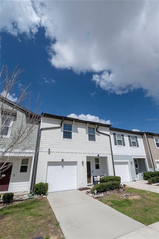 844 Grandin St