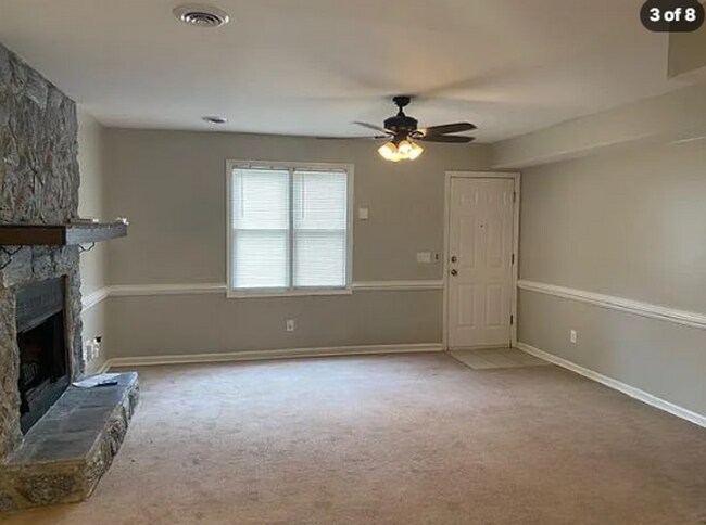 216 Burlie Ct