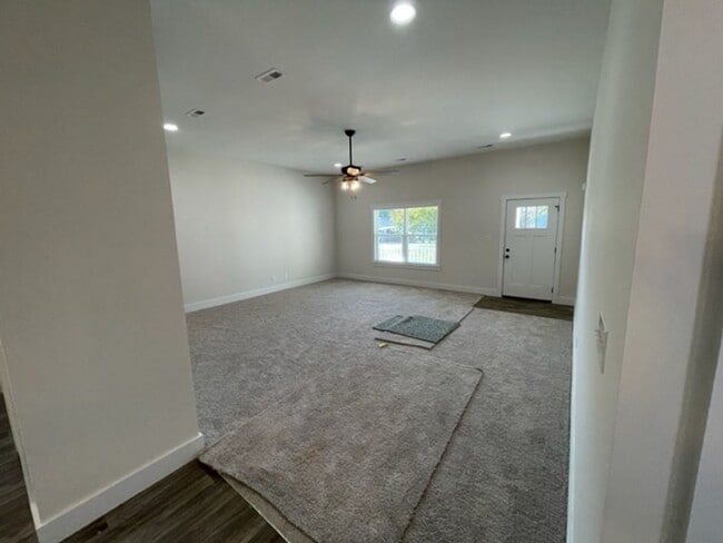 Photo - Maryville 37804 - 4 bedroom, 2 bath home - Call Ed Johnson 865-924-5045