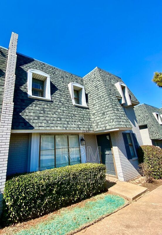 Photo - 11407 N May Ave