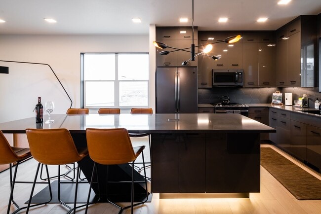 Photo - Modern Fully Furnished Condo for Rent- Minutes from the Hospital and Downtown Bozeman