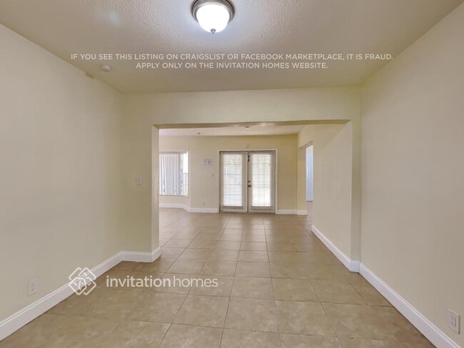 Photo - 4301 Monroe St