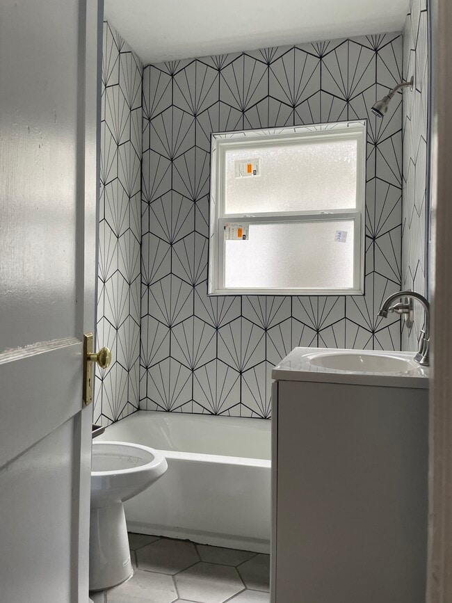 Photo - 4824 S 5th St