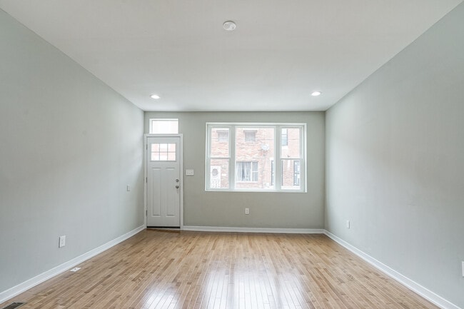 Photo - 1918 Pierce St