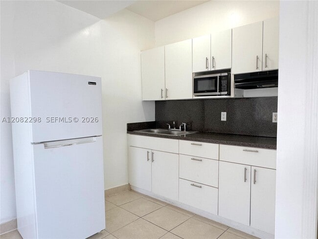 5835 SW 4th St Unit A