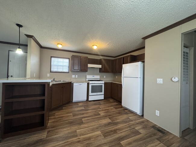 Photo - 4095 Geranium Ln