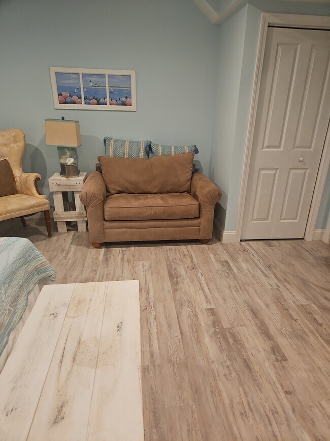 Photo - 75 Neptune St