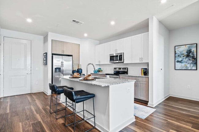 Building Photo - Linden Ranch Rental