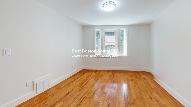 Photo - 38 Gibson St Unit 5B