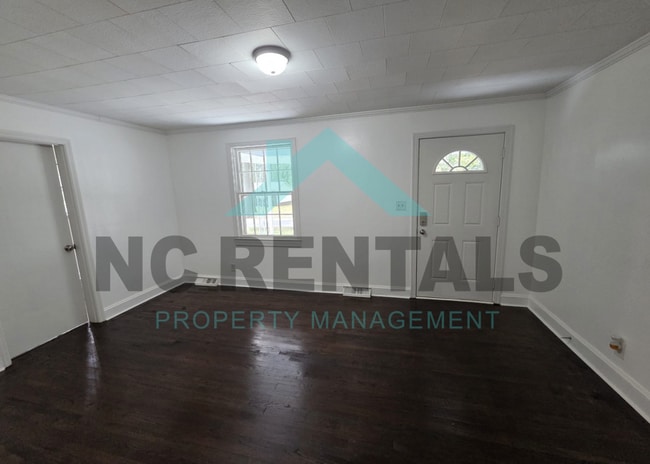 Photo - 1835 E Delaware Ave