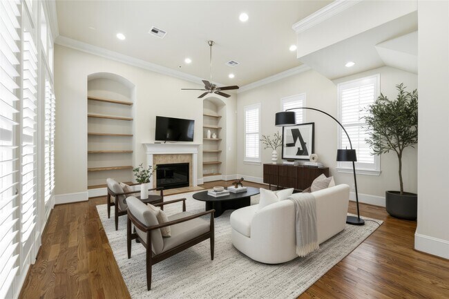 Photo - 2508 Sherwin St