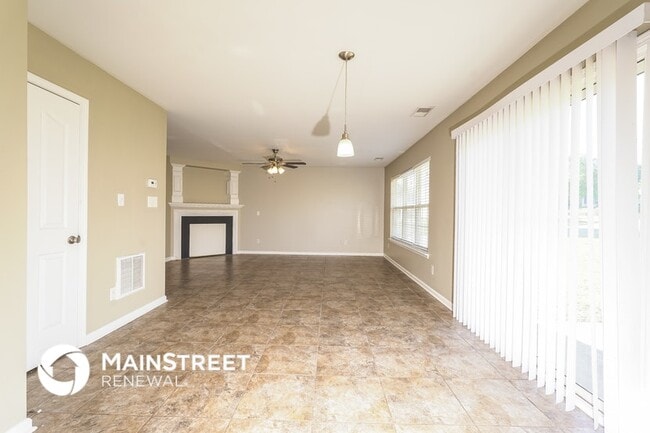 Photo - 3536 Glen Lyon Dr
