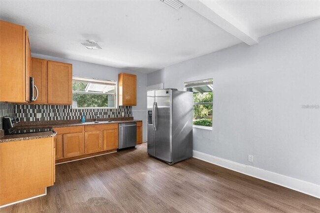 Photo - ARMATURE WORKS HOME FOR RENT!!