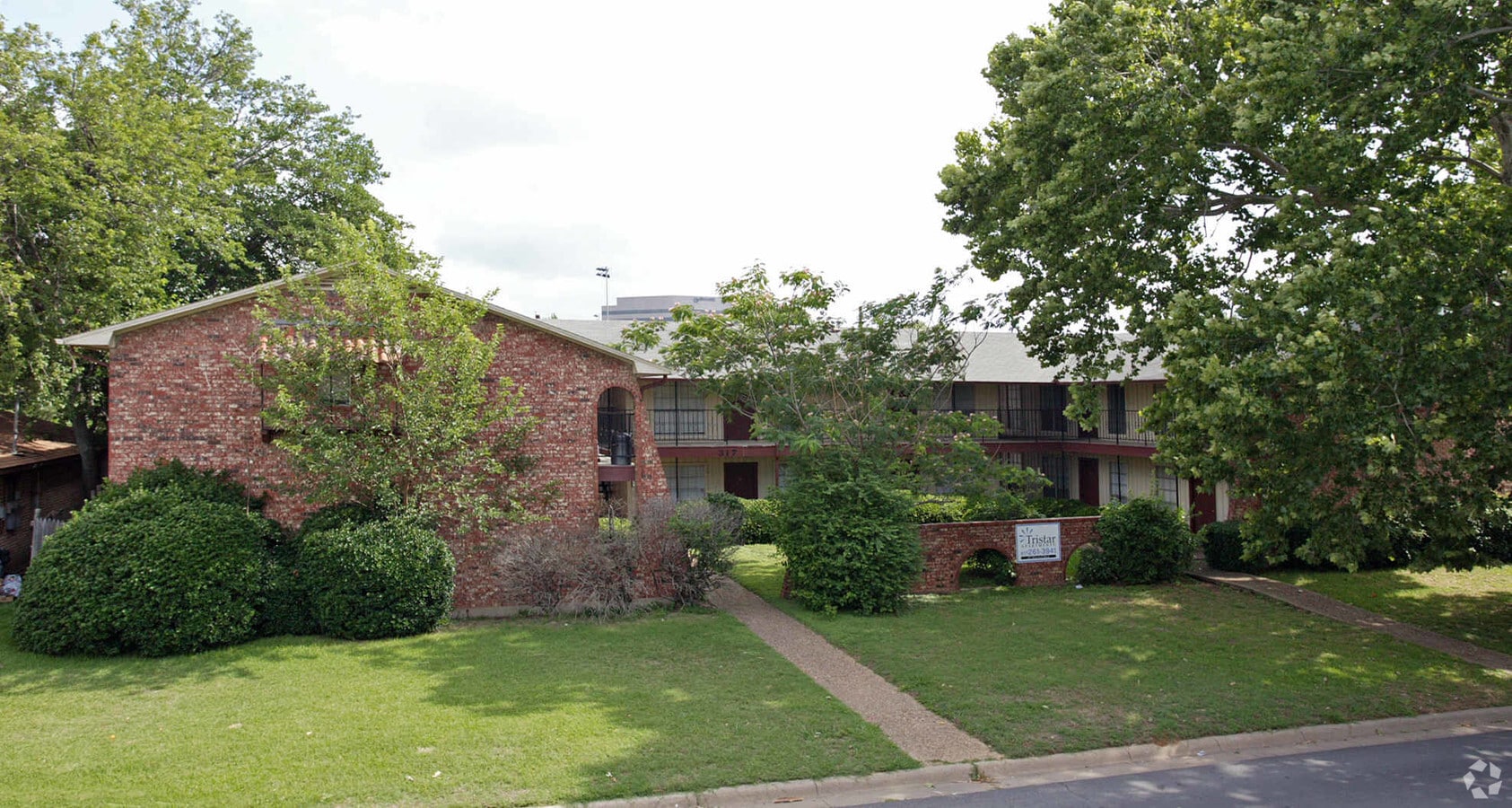 Tristar Apartments - Tristar Apartments