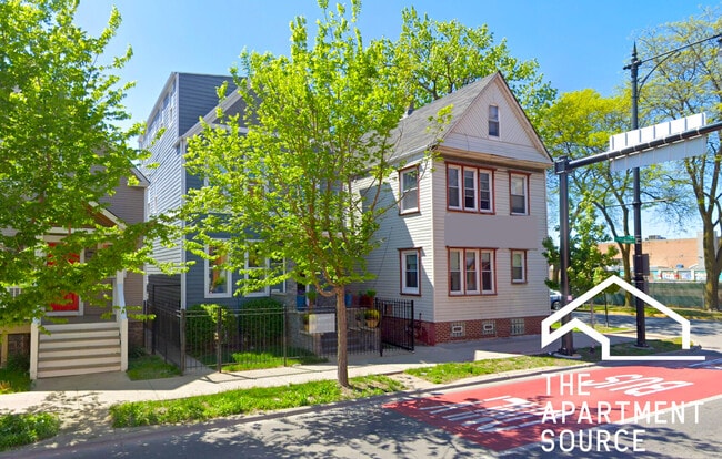 Building Photo - 2856 N Western Ave Unit 1 Rental