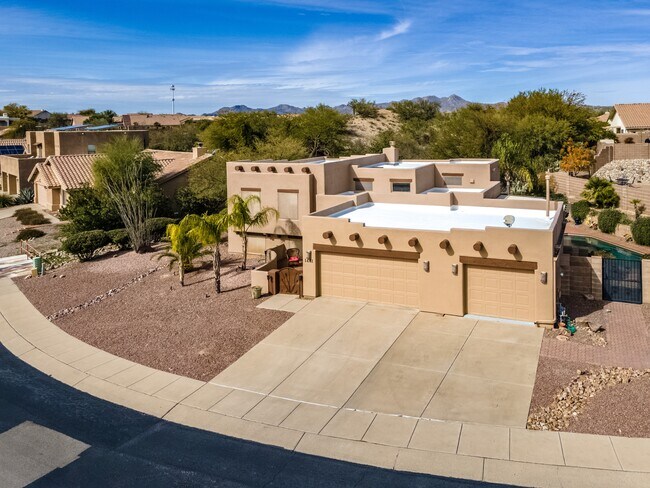 Photo - 1681 E Moonshroud Dr