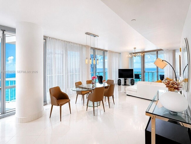 Building Photo - 17121 Collins Ave Unit 2108