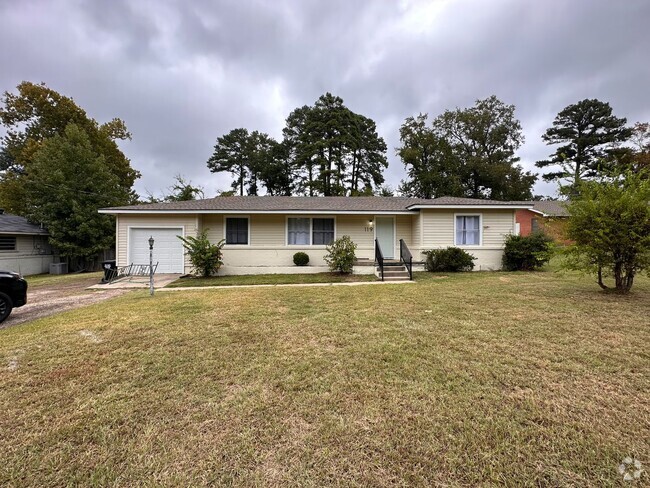 Building Photo - Beautiful 3 Bedroom home in Longview ISD