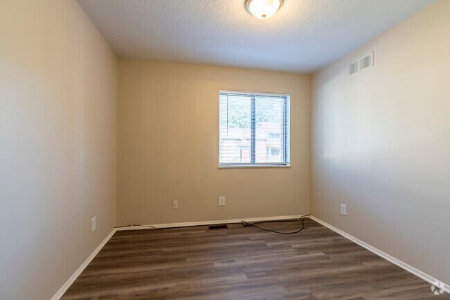 2BR, 1BA - 862SF - Bedroom 2
