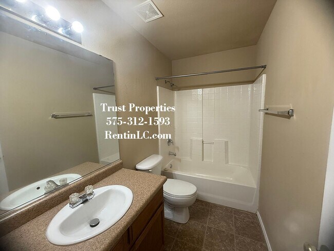 Photo - Spacious 4/2 close to WSMR and NASA